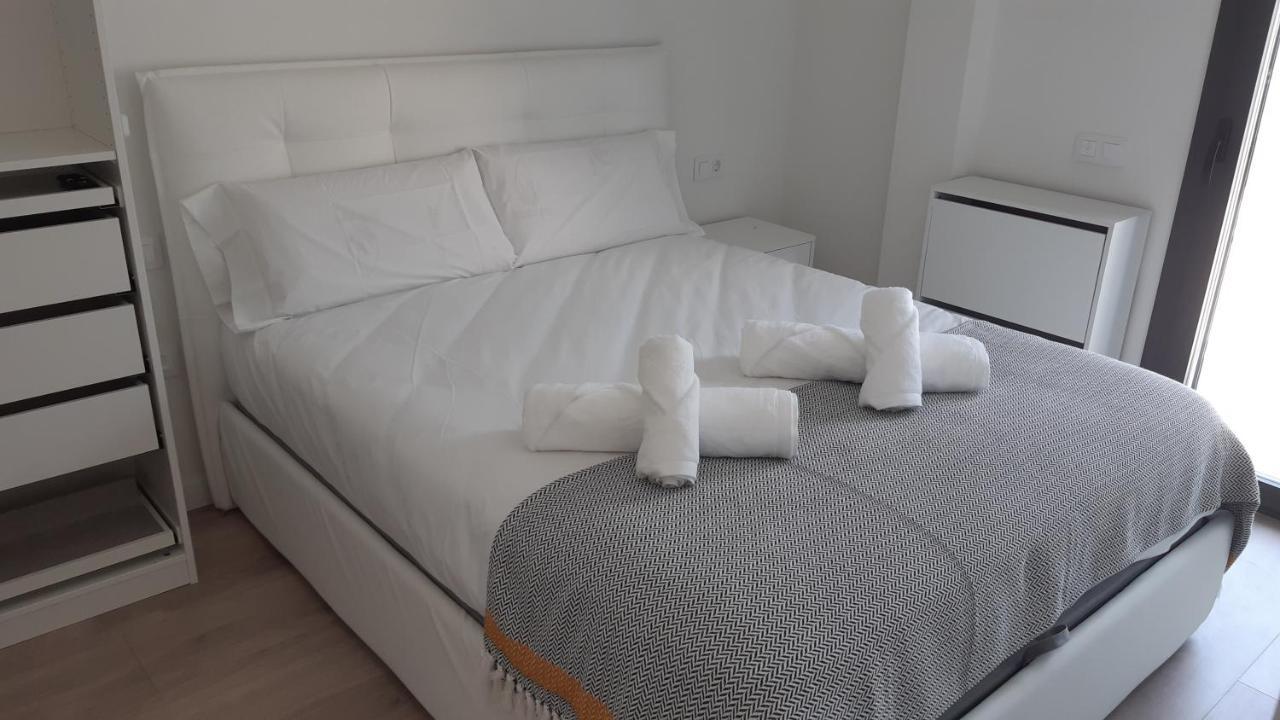 New Beside Sitges With Pool Beside Beach Виланова-и-ла-Желтру Екстериор снимка